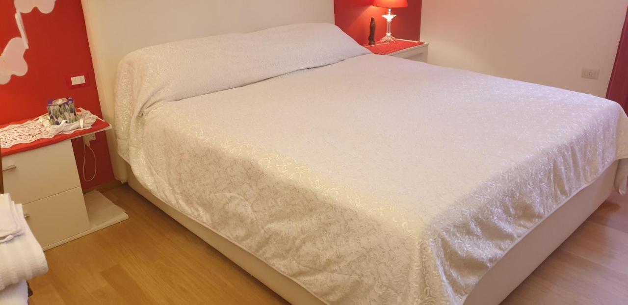 Monteceneri 9 B&B Rho Zewnętrze zdjęcie